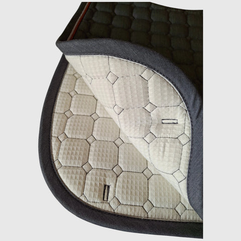 Gigolo saddle pad in anthracite melange with light grey/rust colored piping