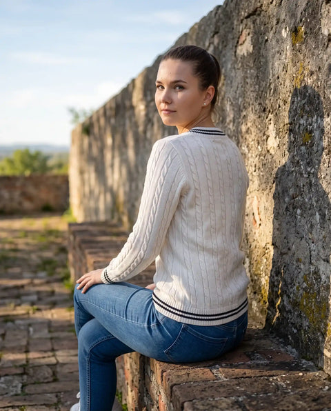 Strick Pullover Zopf ecru-navy