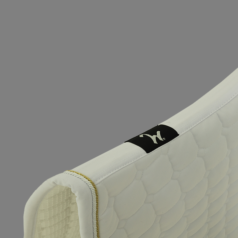 Gigolo saddle pad white with white/gold cord